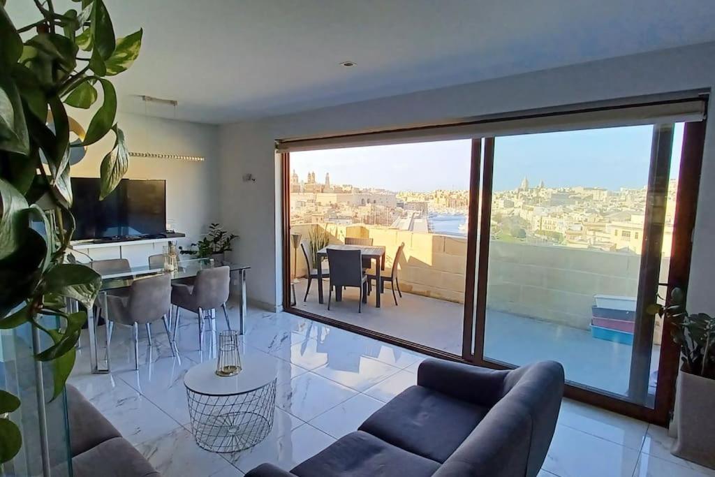The View Penthouse Διαμέρισμα Cospicua Εξωτερικό φωτογραφία