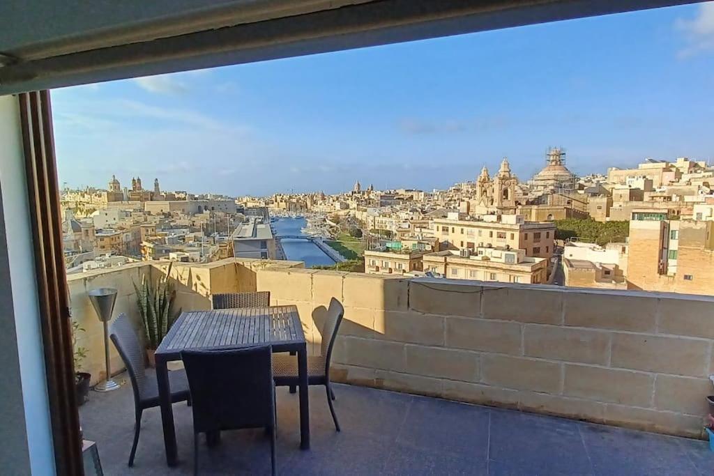 The View Penthouse Διαμέρισμα Cospicua Εξωτερικό φωτογραφία