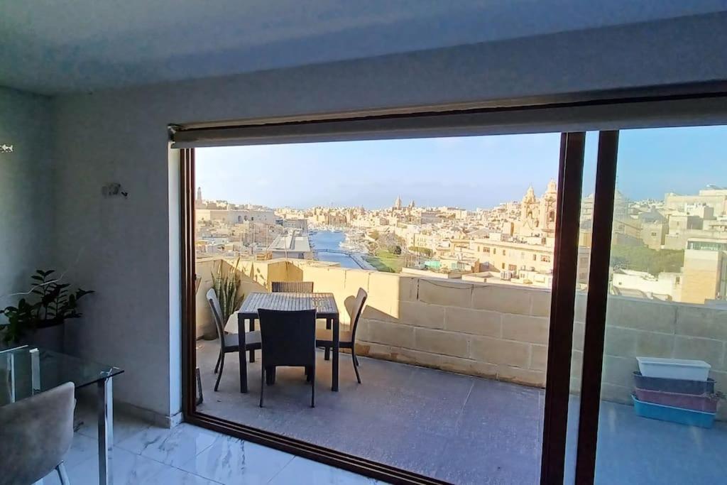 The View Penthouse Διαμέρισμα Cospicua Εξωτερικό φωτογραφία