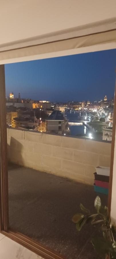 The View Penthouse Διαμέρισμα Cospicua Εξωτερικό φωτογραφία